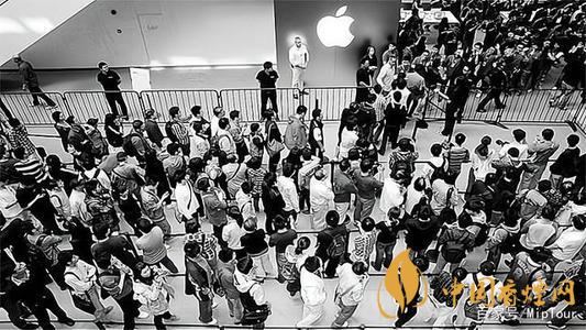 iPhone12開(kāi)售排隊(duì) 蘋(píng)果iPhone12您搶到了嗎？