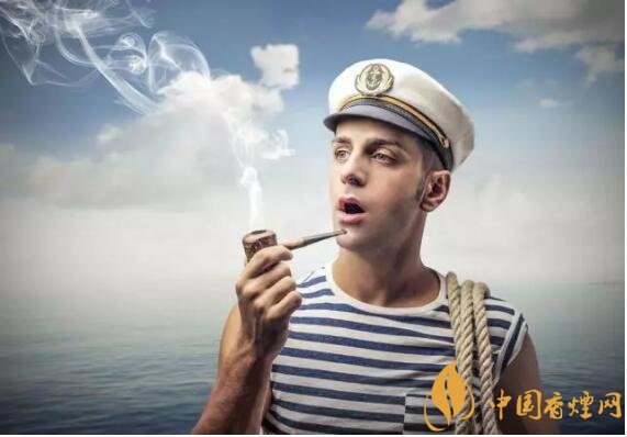 香煙夾耳朵上是怎么來的，耳夾煙是男人的專利